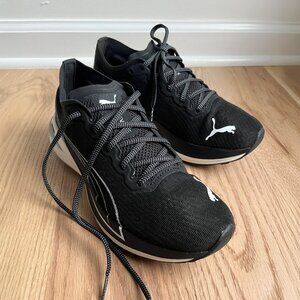 Woman's Puma Deviate Nitro - NEW